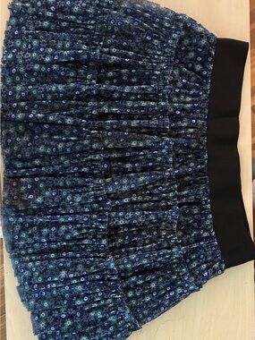 Rachael & Chloe Navy Floral Pleated Mini Skirt